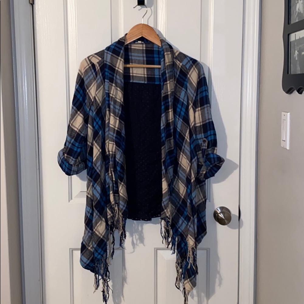 Plaid cardigan with fringe